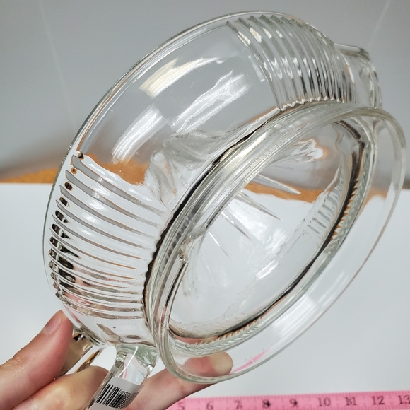 Homemade lemonade lemon squeeze dish - Picture 4 of 6